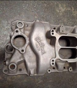 Edelbrock 2245 C3BX Intake Manifold SBC Chevy Single Plane Small Block