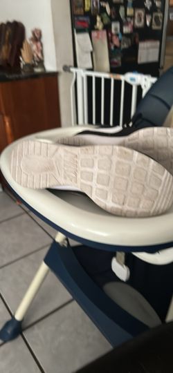 Women’s nike shoe size 6