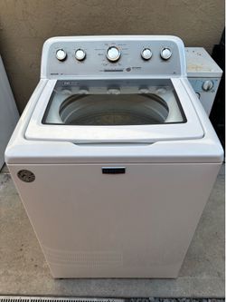 Lavadora Maytag digital