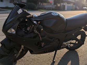 2005 Yamaha  R6 best offer