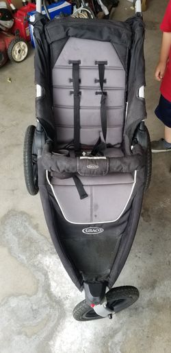 GRACO STROLLER