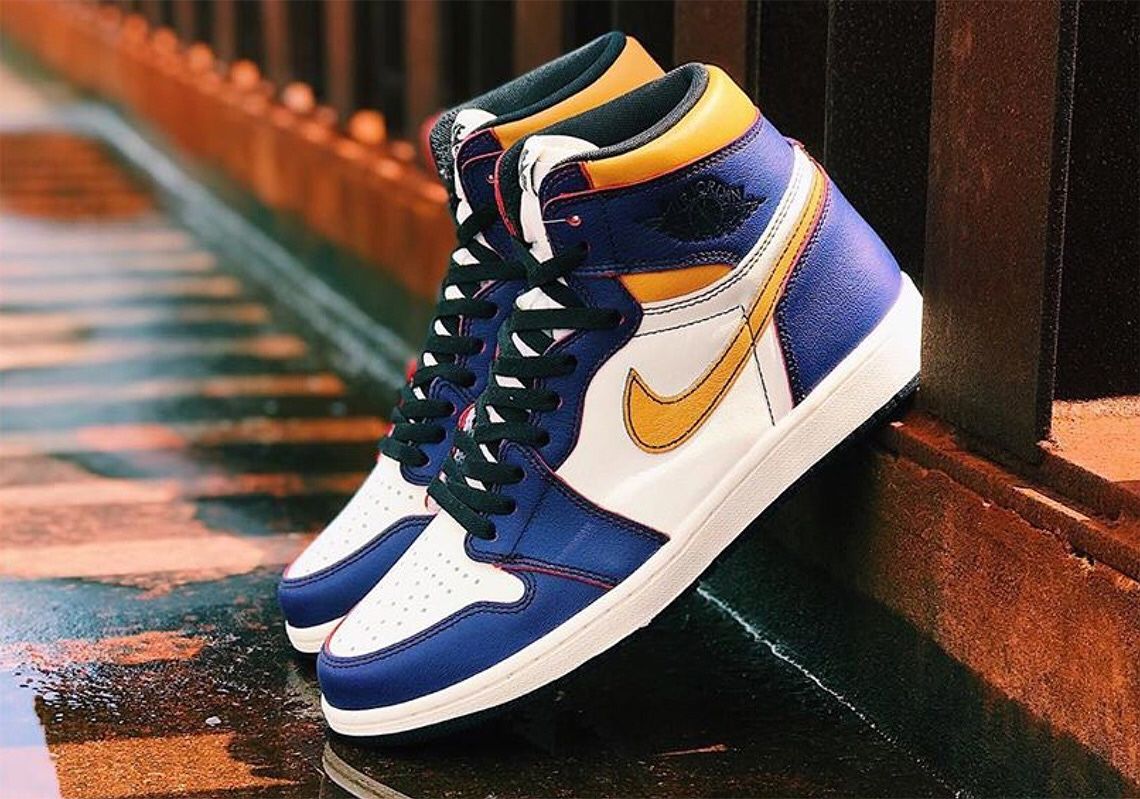 BUYING LA TO CHICAGO JORDAN 1 HIGH