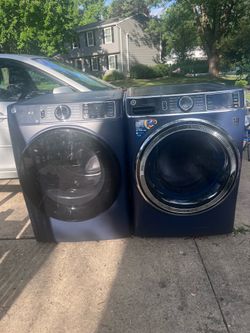 GE Profile Smart Wi-Fi Washer + Electric Dryer Set – 2023 Sapphire Blue