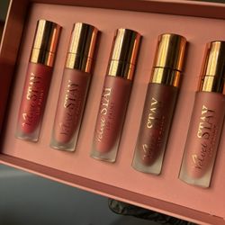 Matte Lipstick Set 15$