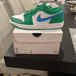 Retro Low 1 