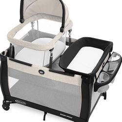 Like New- Graco Pack N Play Travel Crib (w Bassinet, Changing Table, Storage Compartment)