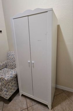 Wood white closet portable