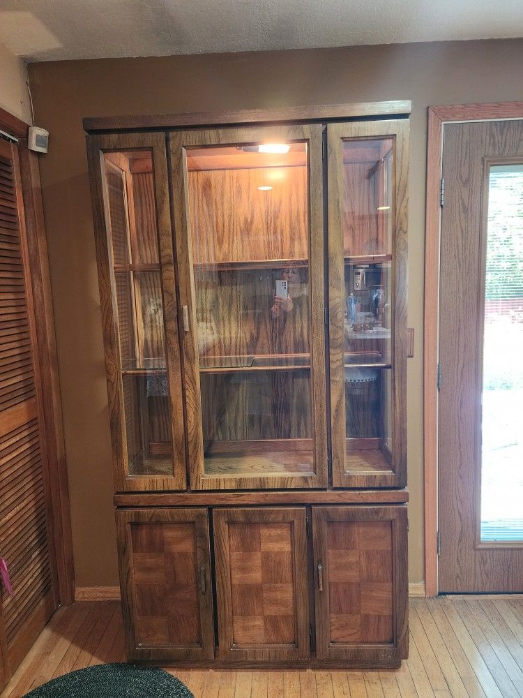 China Cabinet 