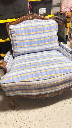 1 wide chair