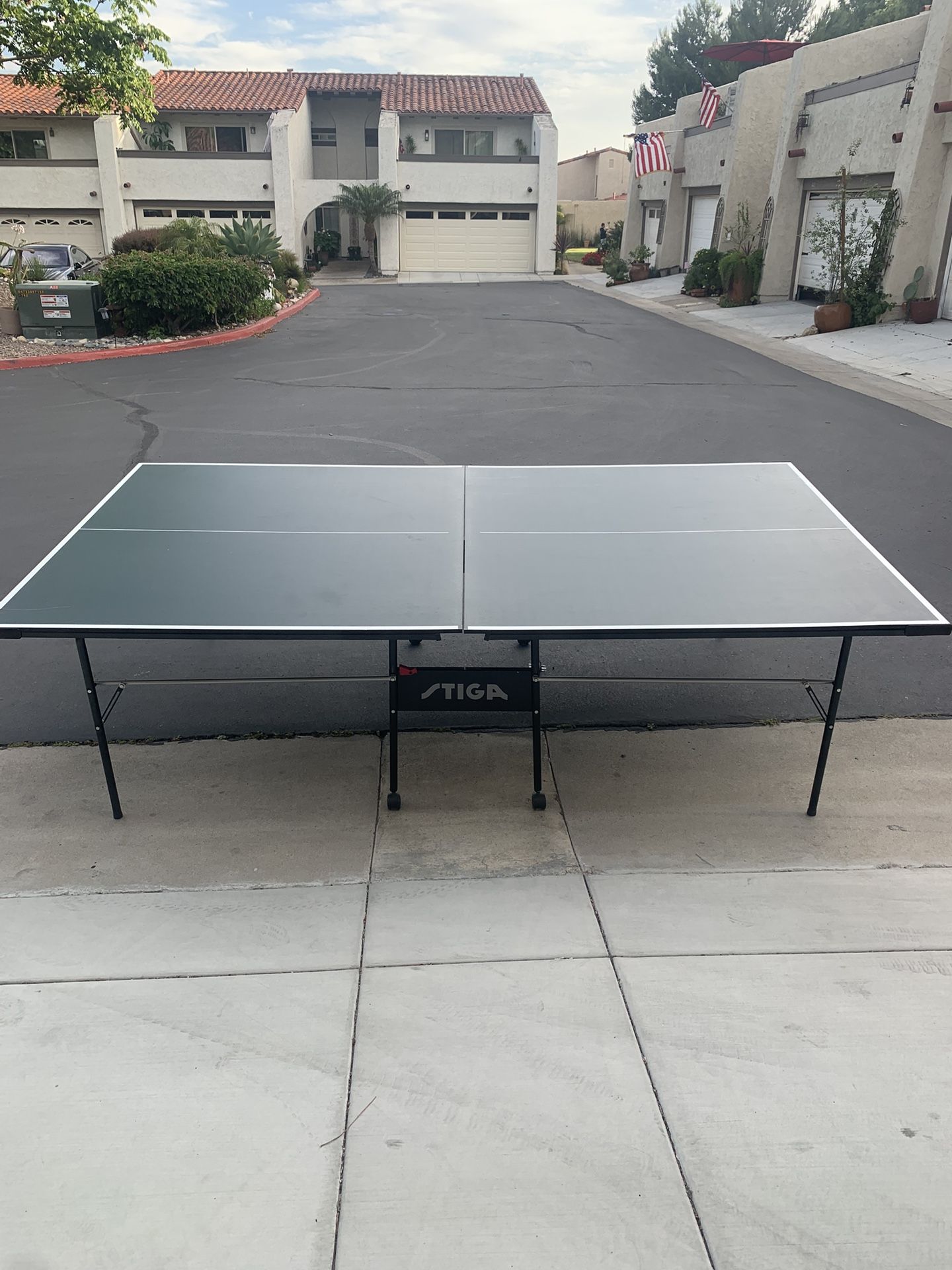 Stiga Ping Pong Table