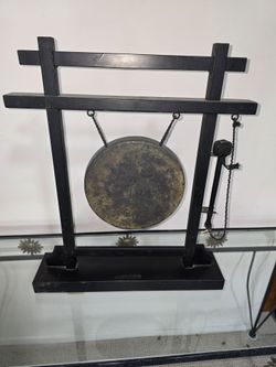 Metal gong