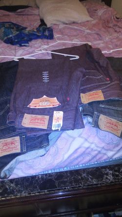 Levi's 40 an one 38.