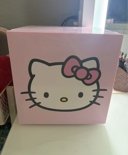 Pink Hello Kitty mini Fridge