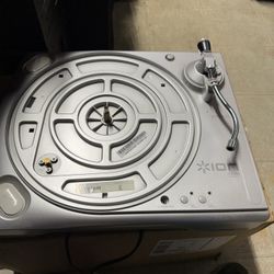 Brand New ION USB turntable