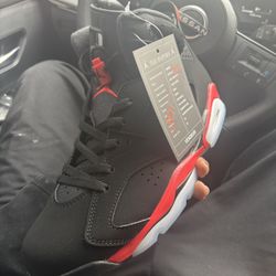 DS Jordan VI “Infrared” Size 10