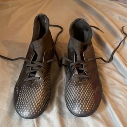 Kids Size 4 Black Predator