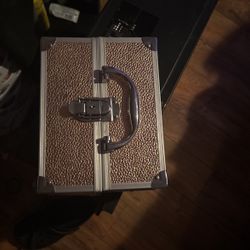 Makeup Box