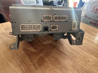 Toyota Venza Radio Receiver