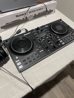 DJ Controller