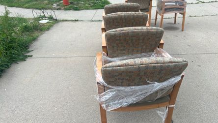 Multiple businesses grade office chairs!