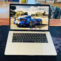 Apple MacBook Pro 2018 15” TouchBar 6-CORE i7 16GB 500GB Radeon Pro 560X 4GB VRAM
