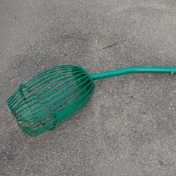 LN GARDEN LEAF GRABBER