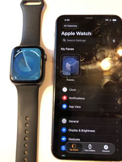 🍏Apple Watch Series 4  -Black- 44MM -WIFI- $60🍏