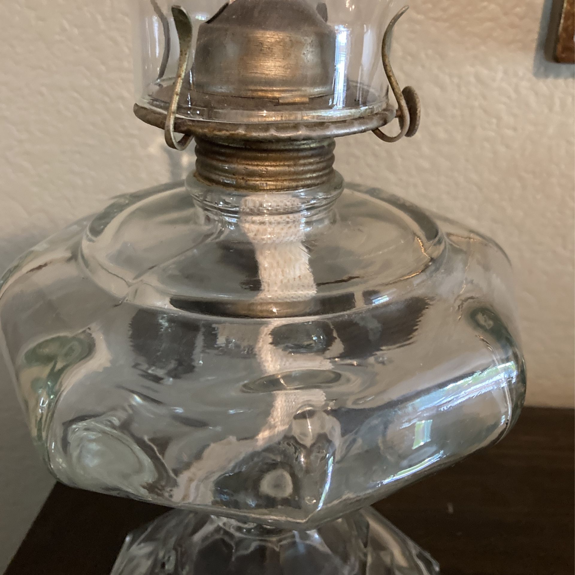Antique Kerosene Lamp Cleaned/New Wick