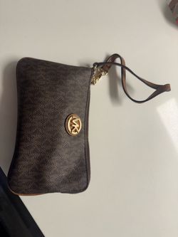 Michael Kors Wristlet Clutch