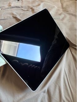Apple iPad m4 13 inch