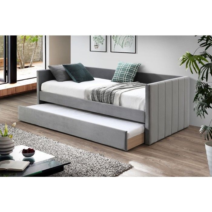 Super Deal Daybed With Trundle & 2 Orthopedic Bamboo Matt $449
