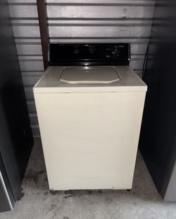 Beige Hotpoint Washer