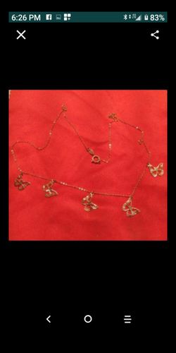 10k.gold. butterfly necklace
