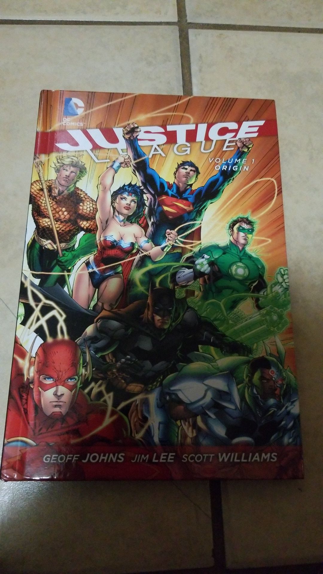 Justice League War Comic with Blueray and DVD Movie