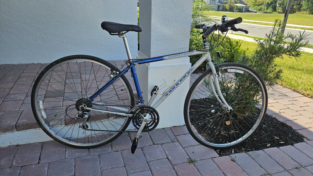 Bianchi hybrid bicycle 