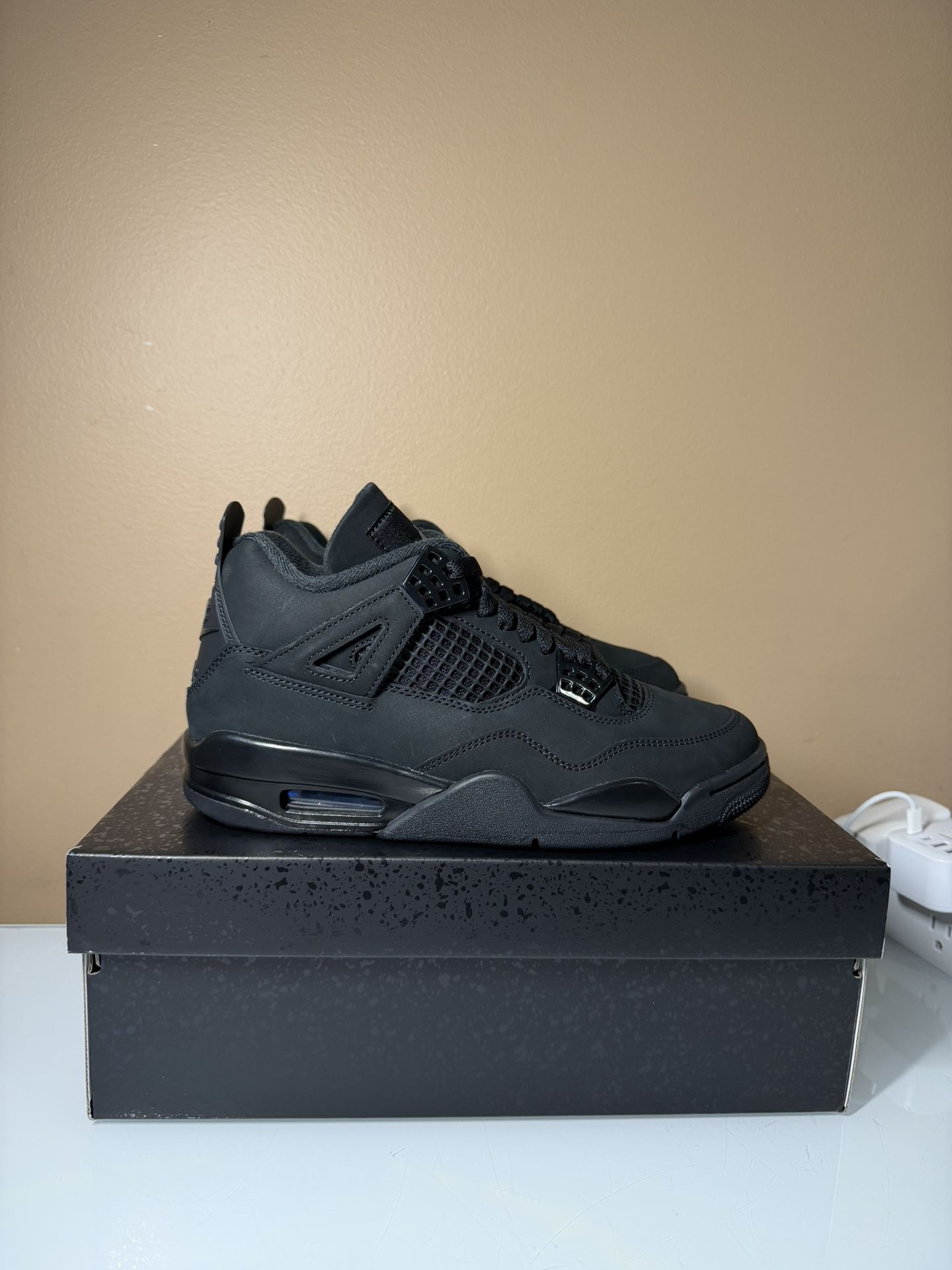 Jordan 4 Black Cat 2025 Size 7.5 Men