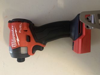 Milwaukee M18 1/4 Impact Fuel 