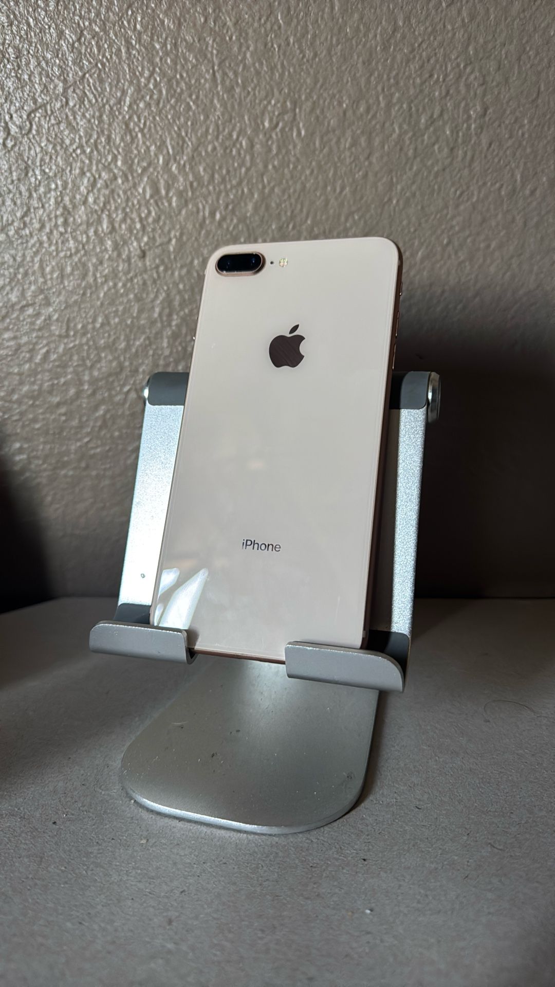 iPhone 8 Plus Unlocked 