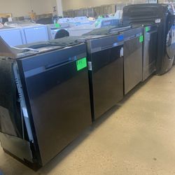 Samsung 24”dishwasher In Black Stainless Working Perfectly 4 Months Warranty 