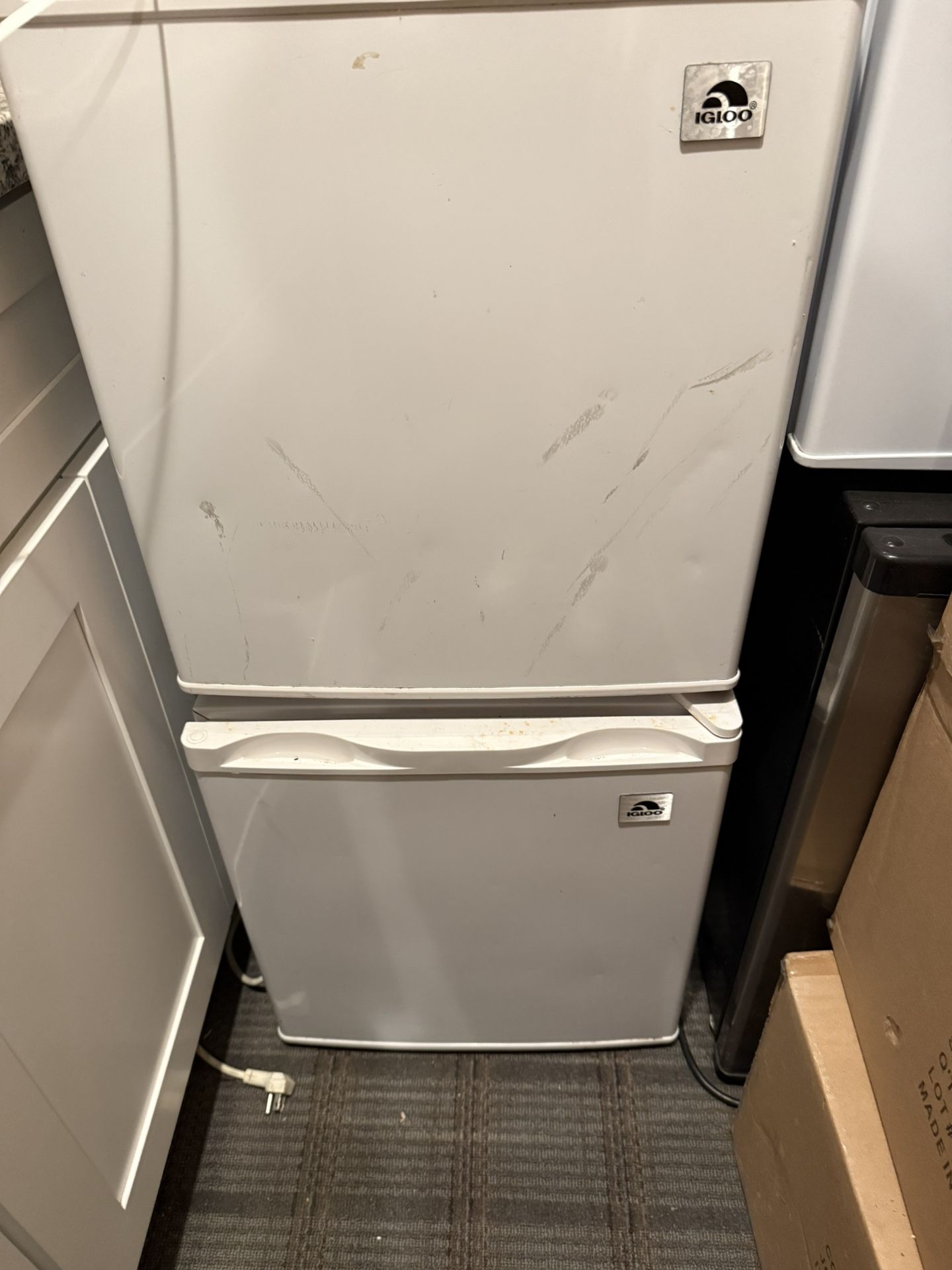 Igloo Mini Freezer 1.1 cb Ft 