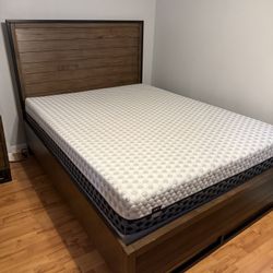 Queen Size Bedroom Set 