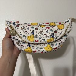 Disney - Stoney Clover Lane - Princess Snow White - Classic Fanny Pack/Bag