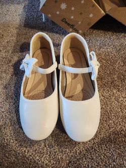 Girls Size 1 Dress Shoes