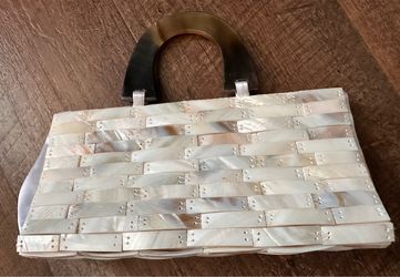 Vintage Mother of Pearl Seashell Tile Handbag - 100% Silk Lining (Pristine)