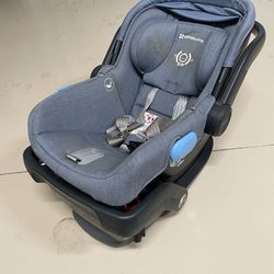 UPPAbaby Mesa Car seat