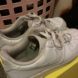 Very Used air force ones Size 11 women