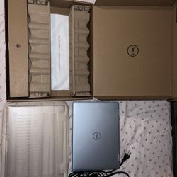 Dell Inspiron 2-in-1 14’ Intel Core 7 16 Gb Memory 1TB SSD Ice Blue ///Pick Up Can Test Out 
