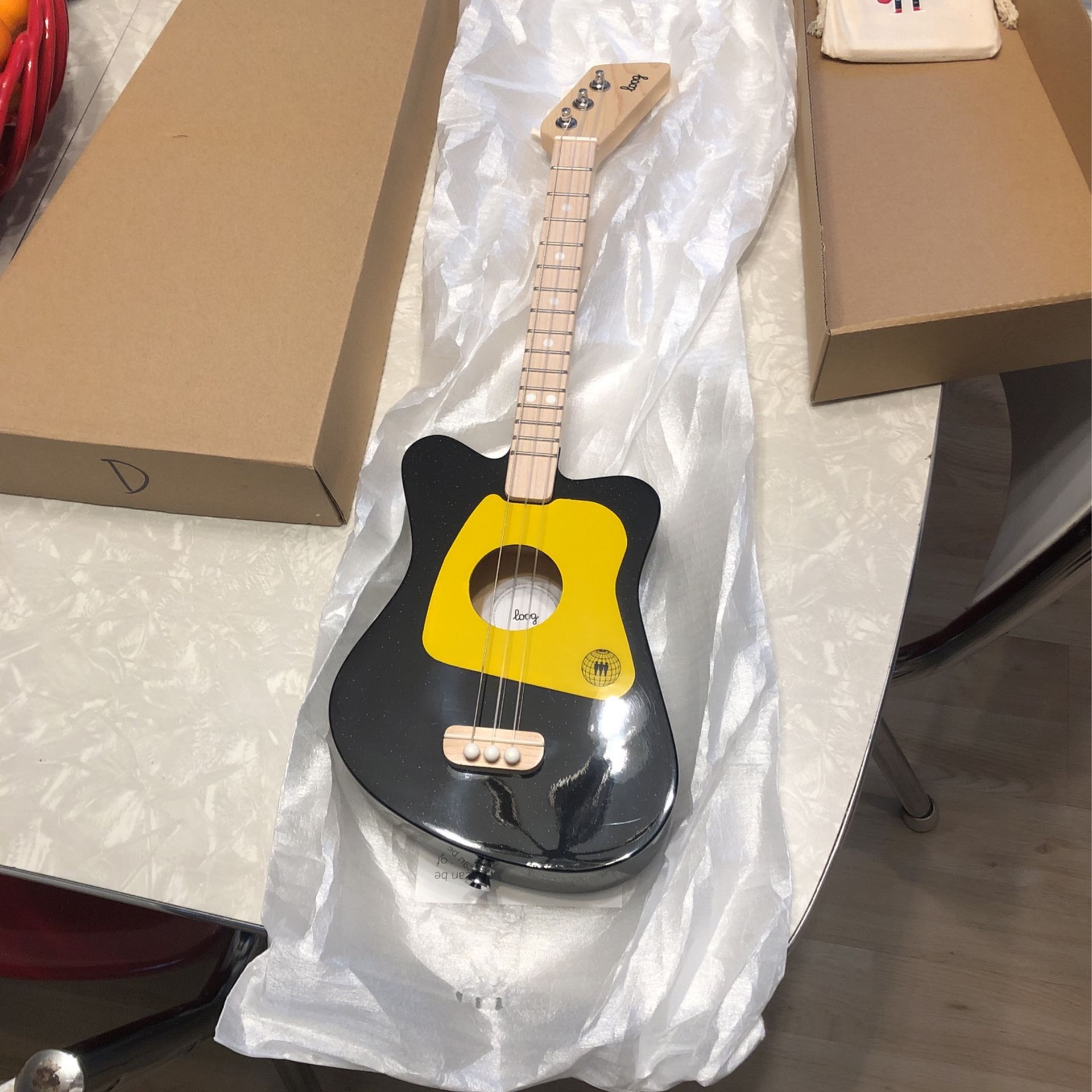 Loog Starter Guitar
