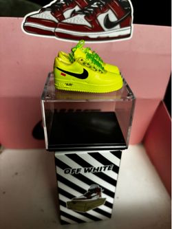 Mini Nike x OffWhite shoes