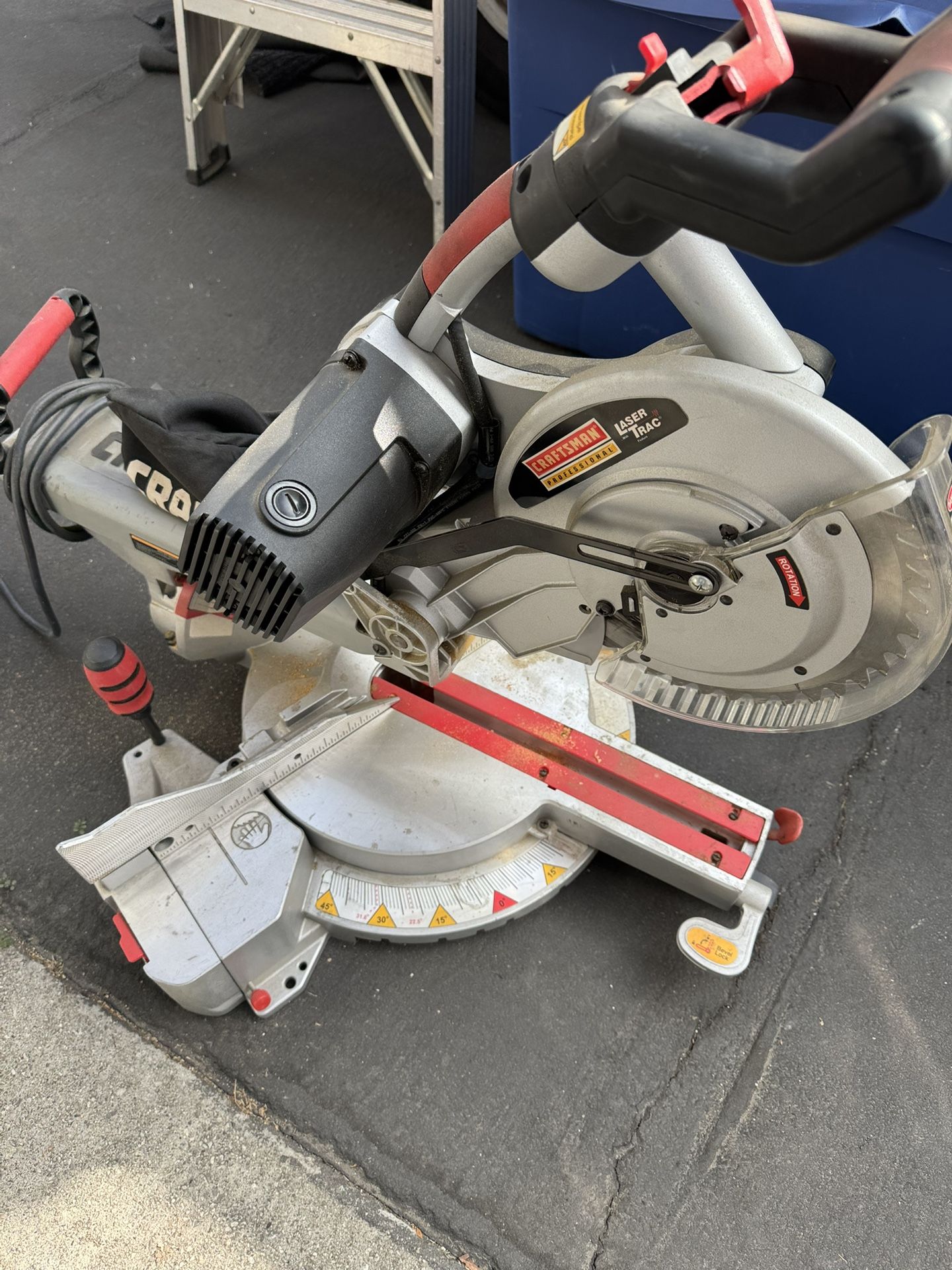 CRAFTSMAN Miter Saw With Laser Track